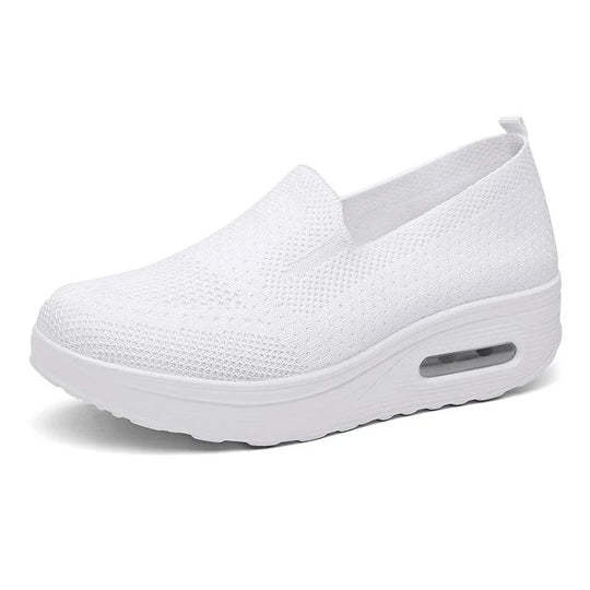 Comfort Fit Shoes: Perfect for Wide Feet and All-Day Comfort