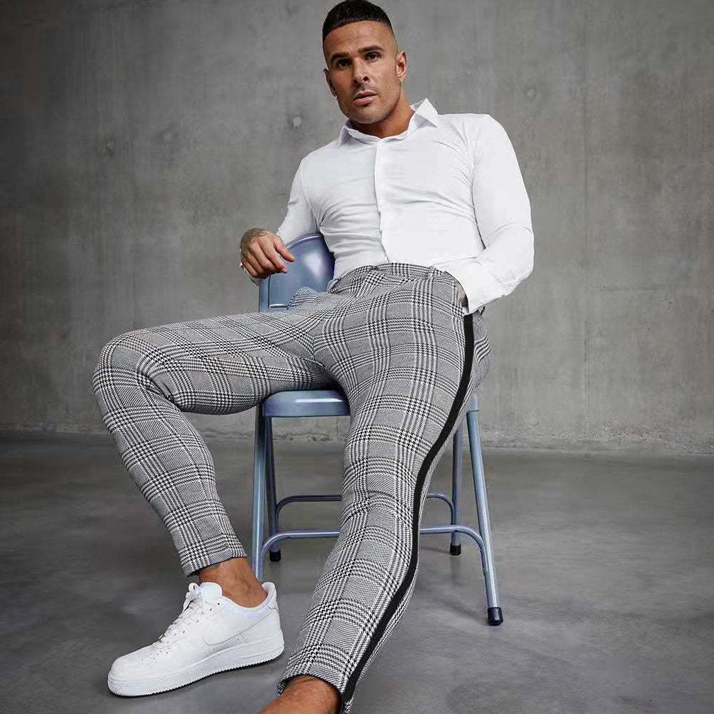 Skinny Fit Checkered Chino