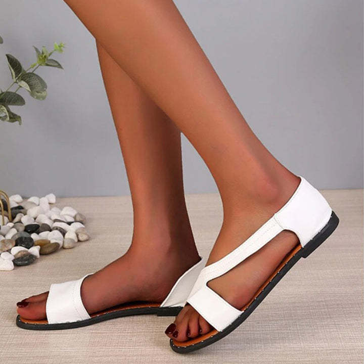 Sophisticated and Practical Flat Sandals
