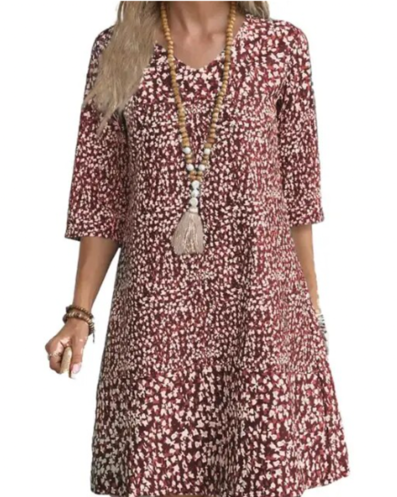 Elegant Dress with Round Neck