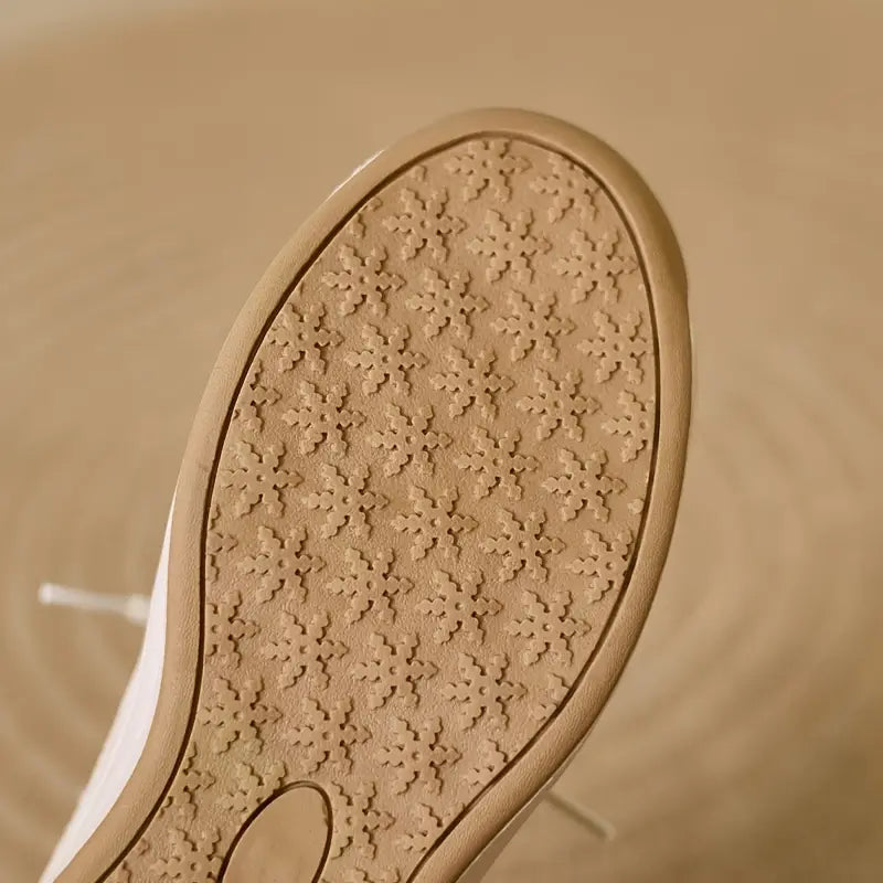 Lightweight Sneakers with Soft Sole