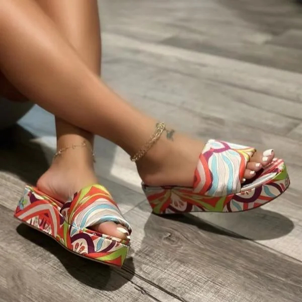 Women's Satin Platform Sole Simple Beach Slides Slippers