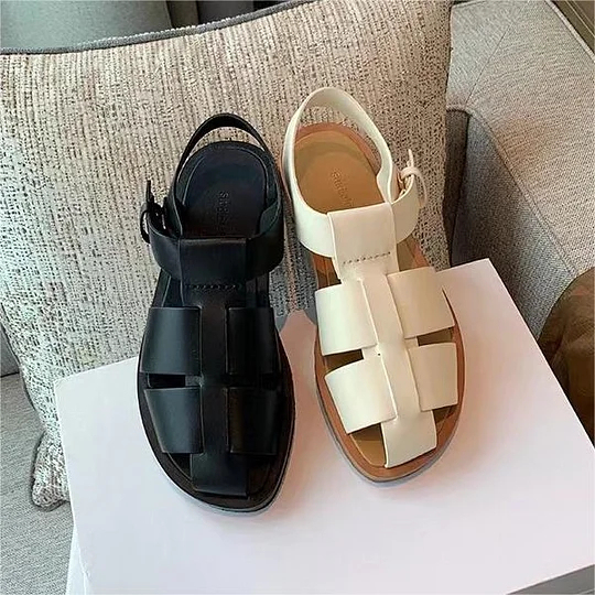 Fashionable Round Toe Wide Face Breathable Adjustable Roman Sandals