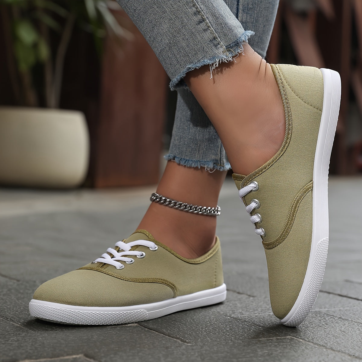 Comfortable and Stylish Canvas Sneakers for Women