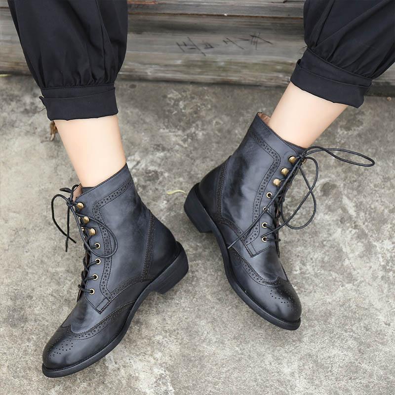 Handmade Wingtip Shoes Leather Martin Boots Block Carving Brogue Ankle Boot For Women Black/Coffee