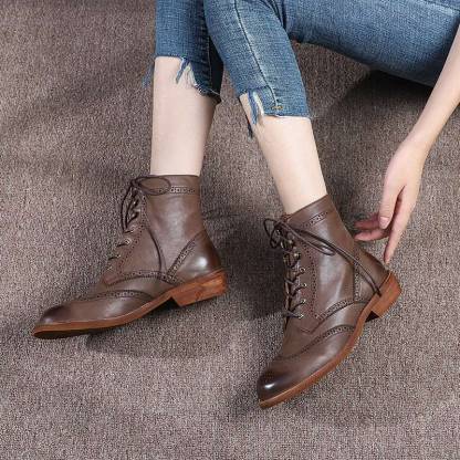 Handmade Wingtip Shoes Leather Martin Boots Block Carving Brogue Ankle Boot For Women Black/Coffee