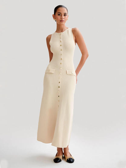 Buttoned Sleeveless Maxi Dress