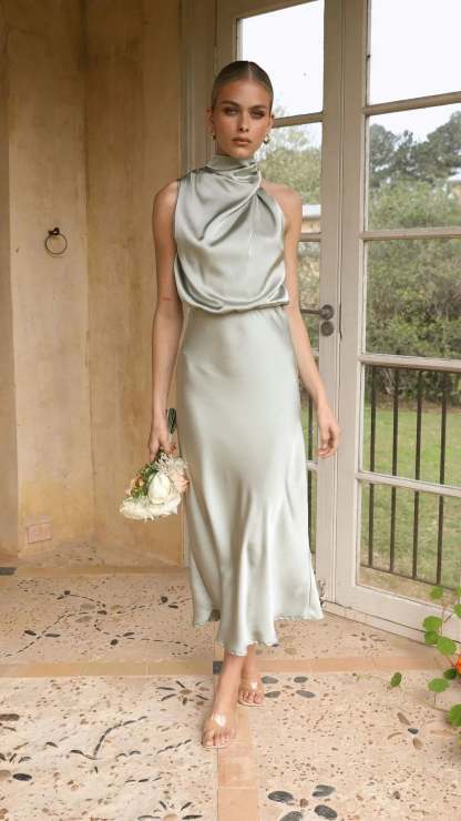 One-shoulder formal dress
