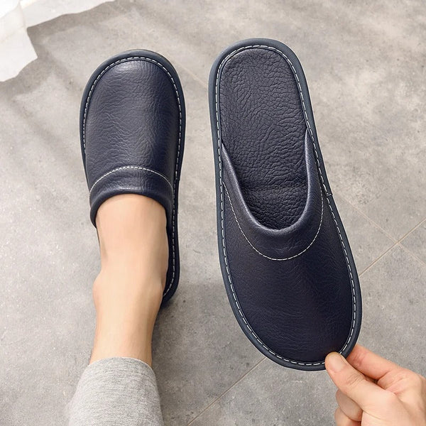 Robust and comfortable leather slippers