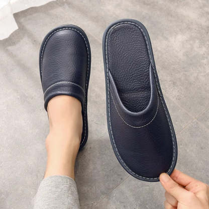 Robust and comfortable leather slippers
