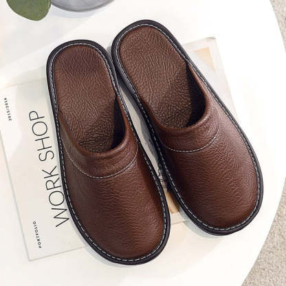 Robust and comfortable leather slippers