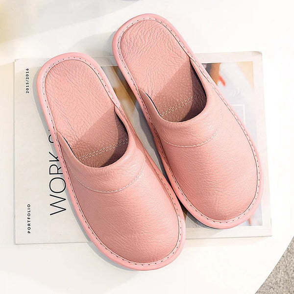 Robust and comfortable leather slippers
