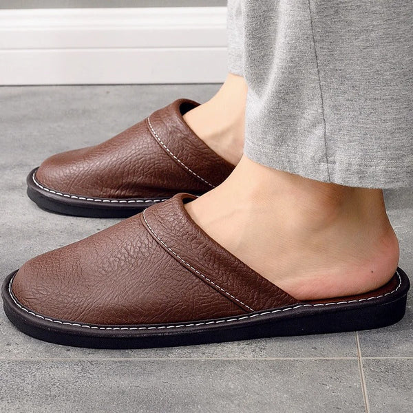 Robust and comfortable leather slippers