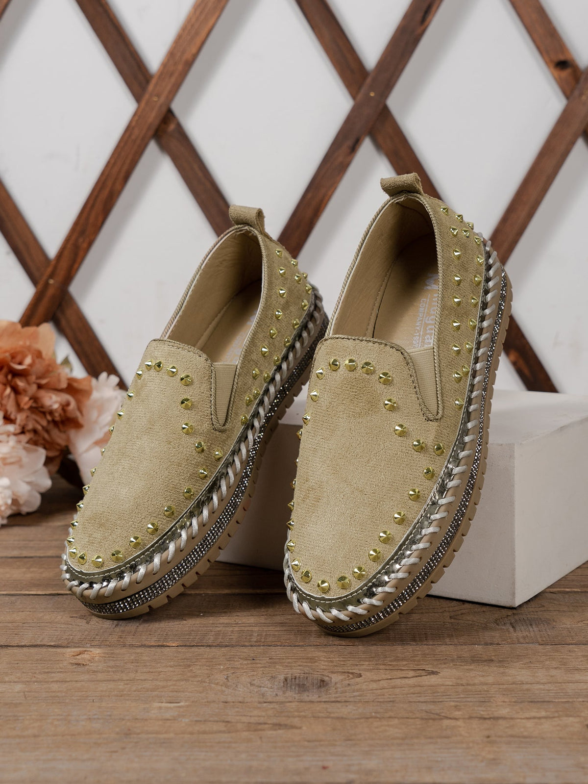Fashionable Comfortable Rhinestone Shoes