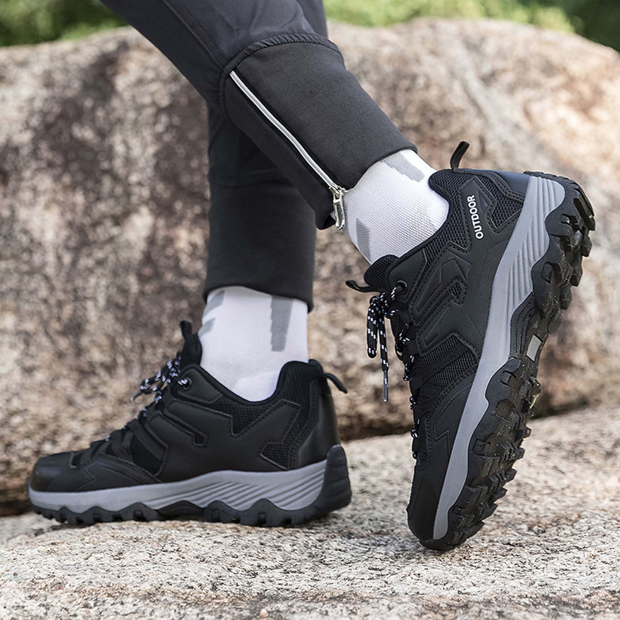 Couples outdoor hiking non-slip shoes