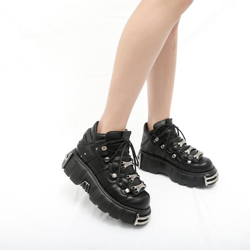 Black Metallic Decor Creepers