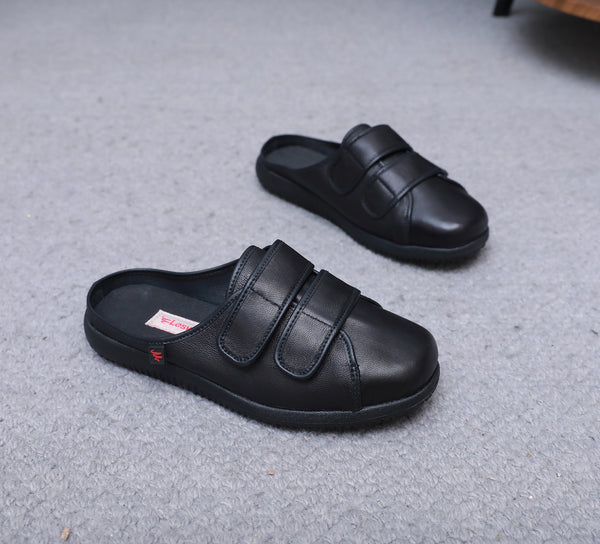 Nanccy Wide Diabetic Shoes For Swollen Feet 