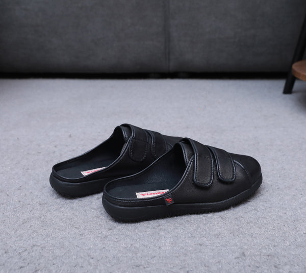 Nanccy Wide Diabetic Shoes For Swollen Feet 