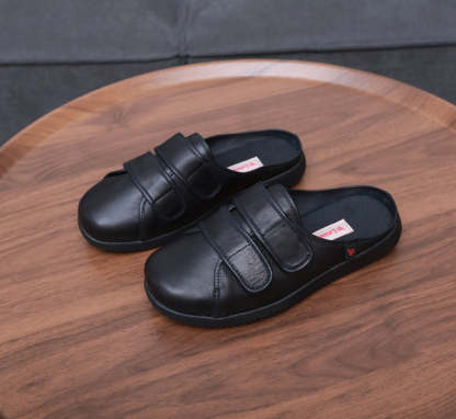 Nanccy Wide Diabetic Shoes For Swollen Feet 