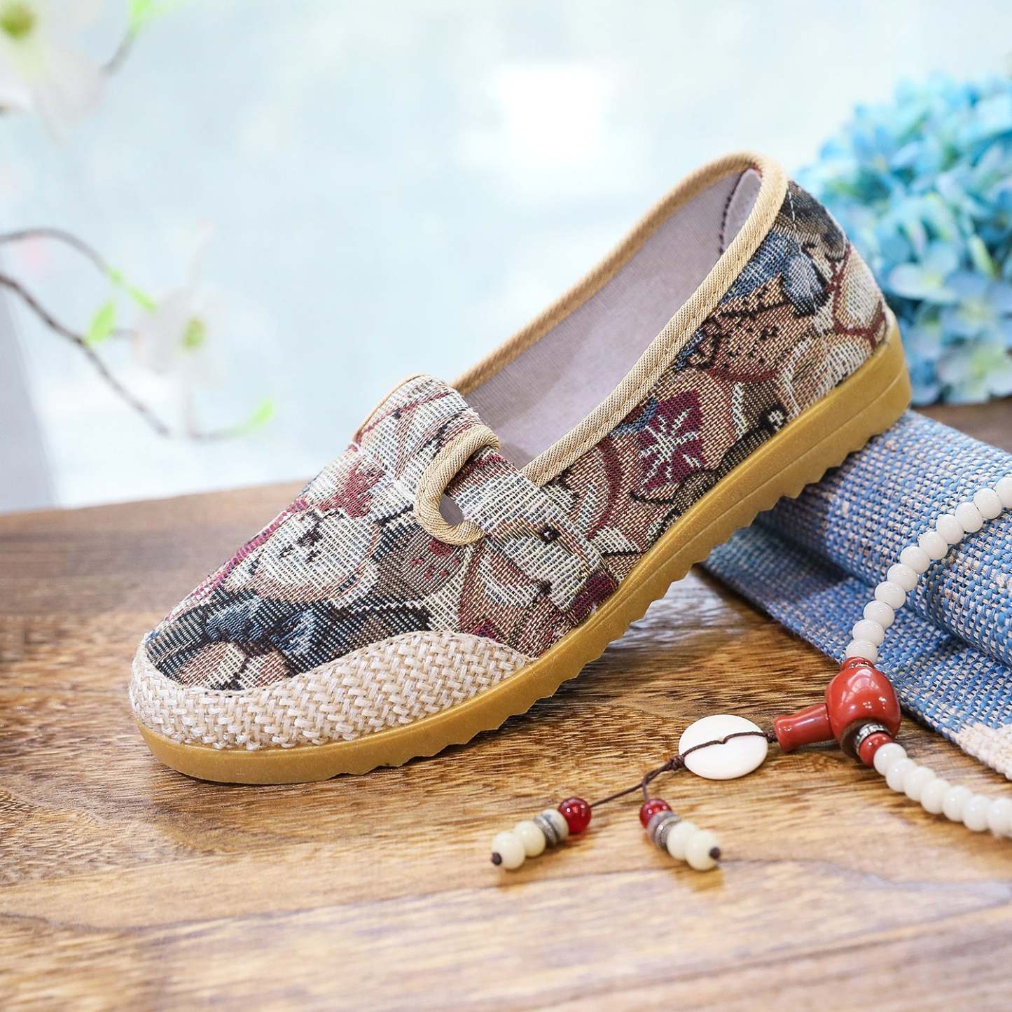 Non-slip Soft Sole Slip-on Casual Comfortable Shoes