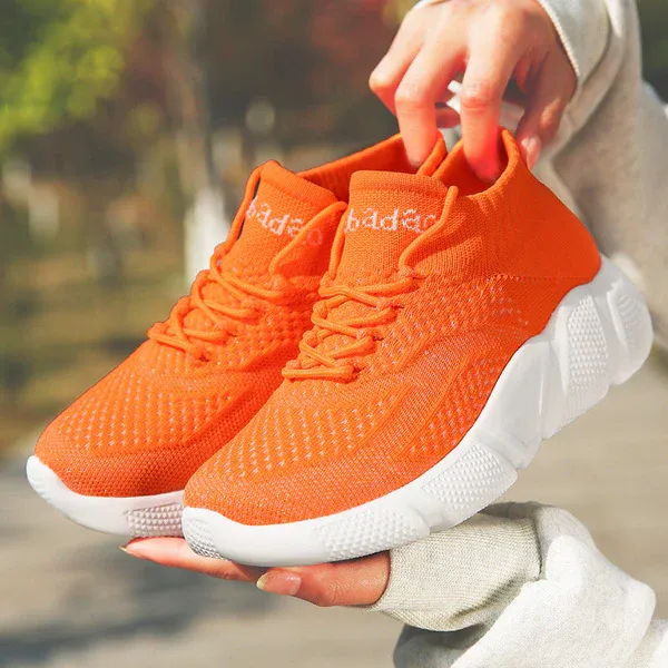 Casual Breathable Lightweight Sneakers: Enhance Your Style And Foot Comfort