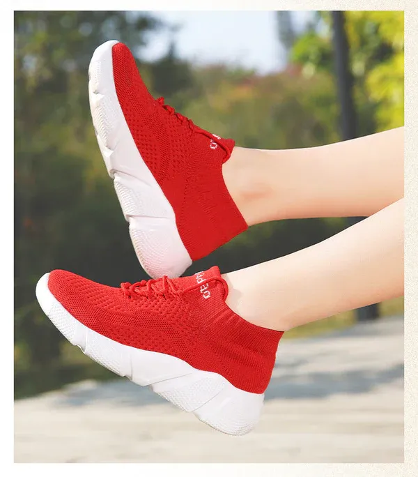 Casual Breathable Lightweight Sneakers: Enhance Your Style And Foot Comfort