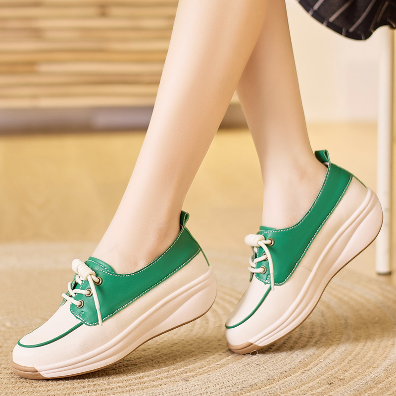 Lightweight Sneakers with Soft Sole