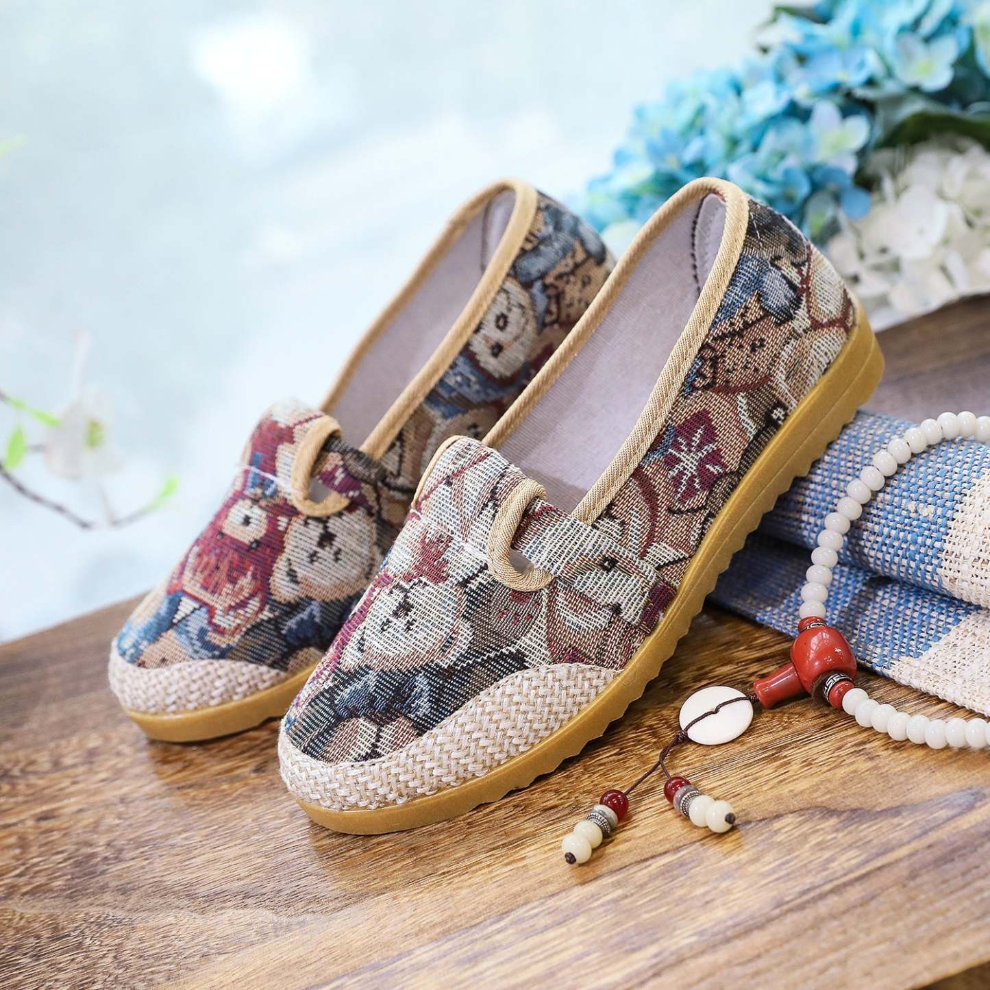 Non-slip Soft Sole Slip-on Casual Comfortable Shoes