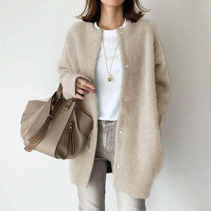 Luxury cardigan with buttons