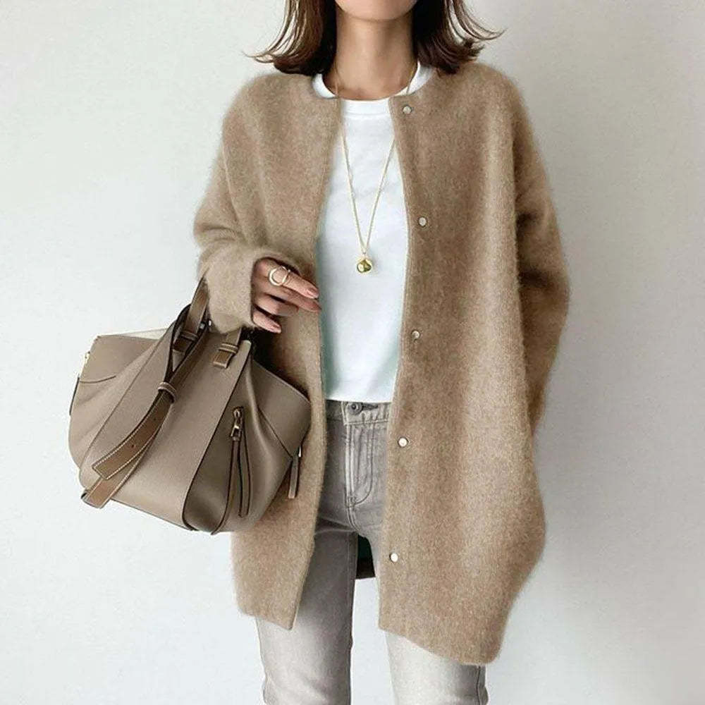 Luxury cardigan with buttons