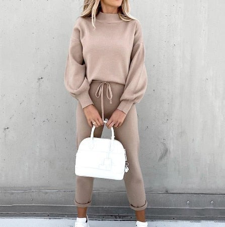 Snug Turtleneck Set