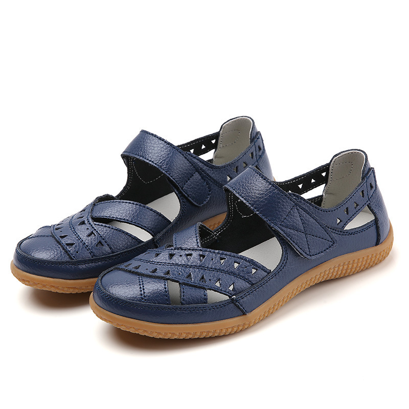 Elevate Your Style with Sports Casual Flat Sandals