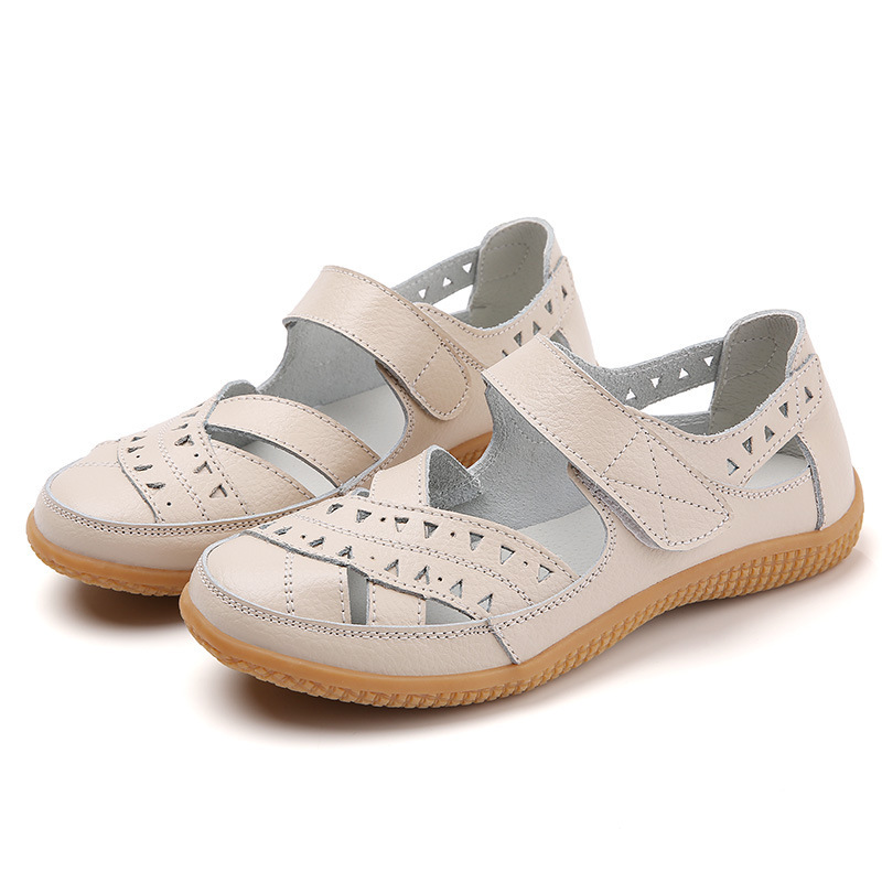 Elevate Your Style with Sports Casual Flat Sandals