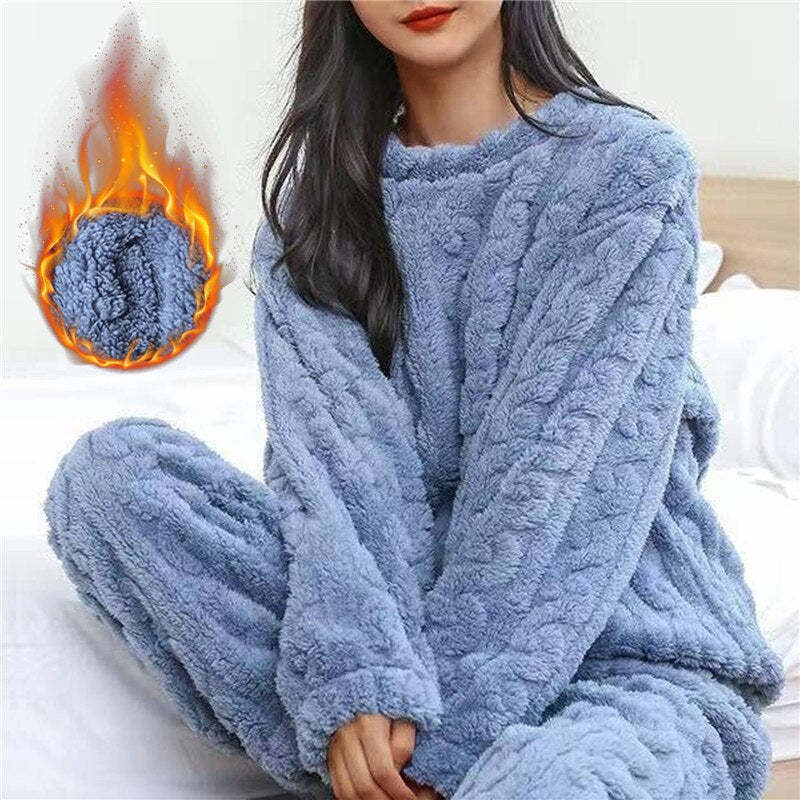 Women's fleece pyjama set