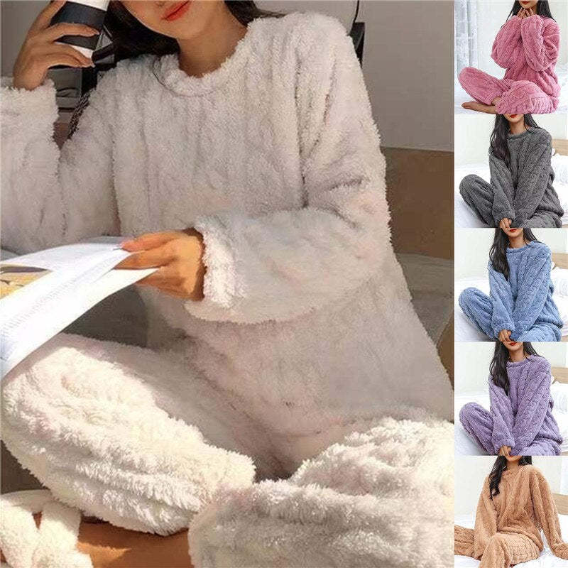 Women's fleece pyjama set