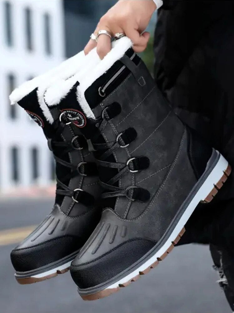 Weatherproof & Insulated Men's Boots