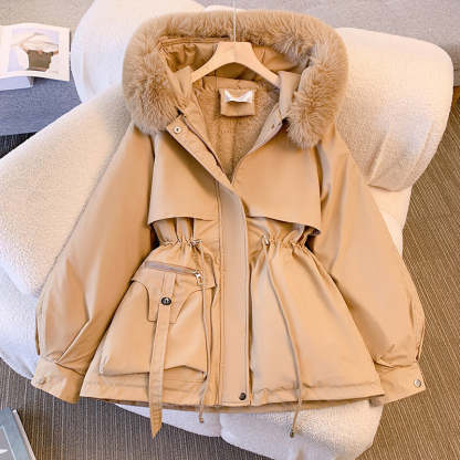 Elegant Winter Coat with Fur