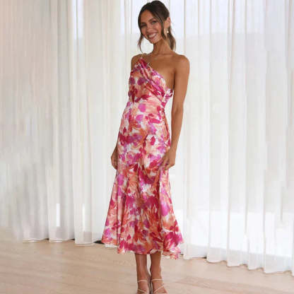 Shoulder-hugging dress