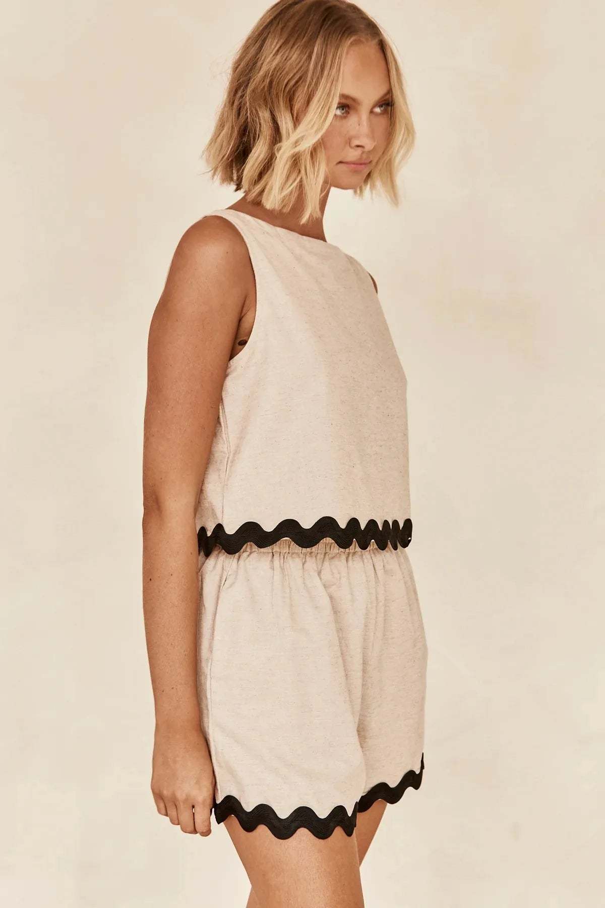 Scalloped Trim Shorts Set