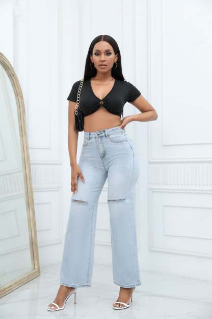 Wide-Leg Jeans