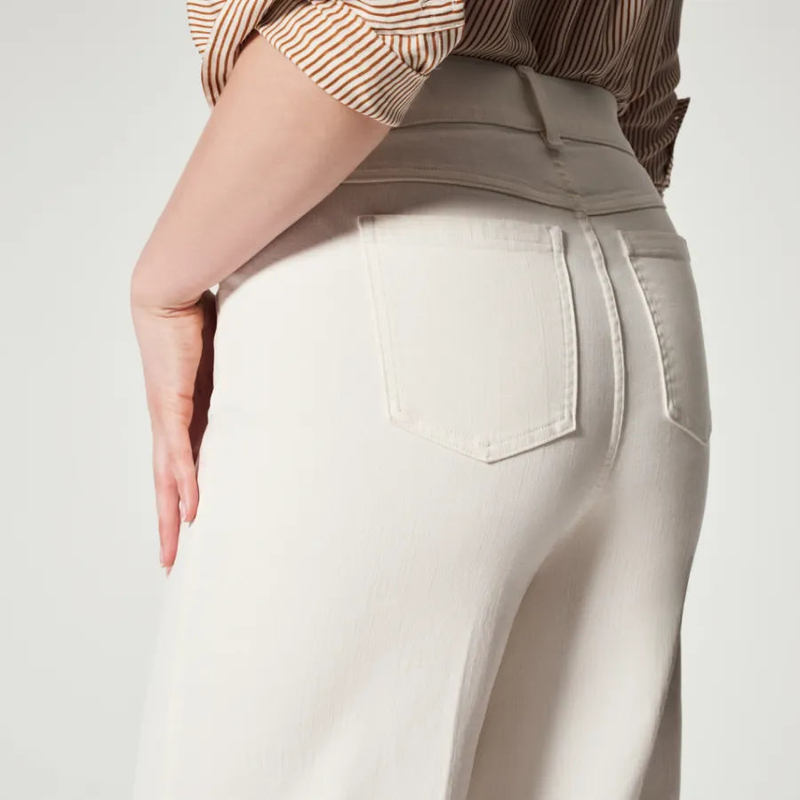 Pull-On Jeans With Wide Legs