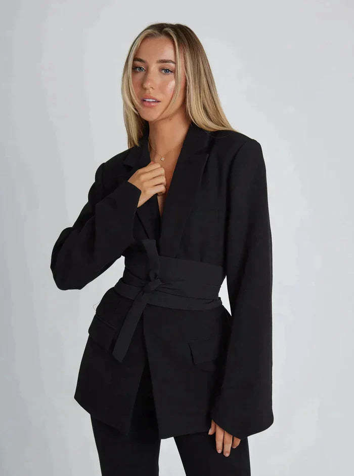 Colbert With Slim Waist