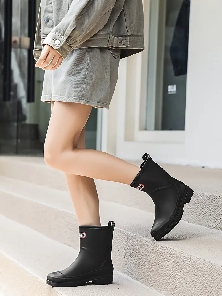 Women s Simple Waterproof Non slip Medium Top Rain Boots details 3
