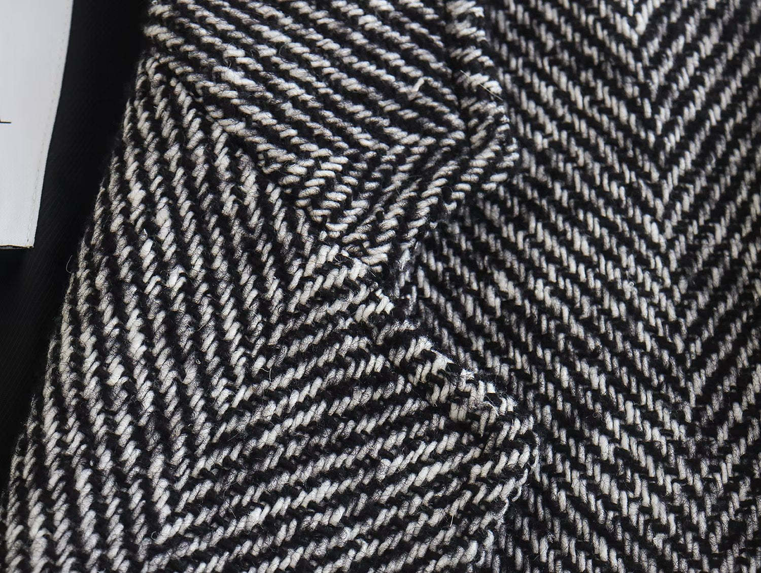 Women's Herringne Pattern Overcoat