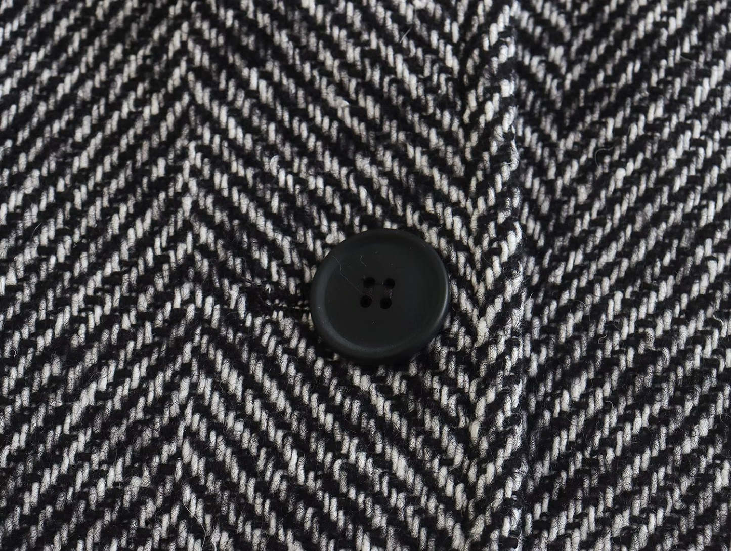 Women's Herringne Pattern Overcoat