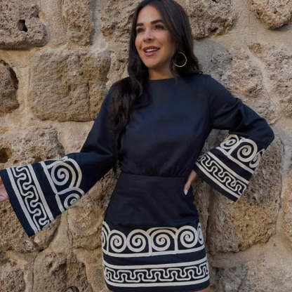 hemian Embroidered Bell-Sleeve Midi Dress