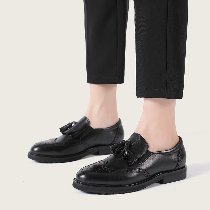 Waxing leather Brogue Loafers Womens Handmade Wingtip Shoes in Black/C