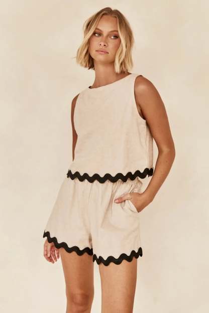 Scalloped Trim Shorts Set