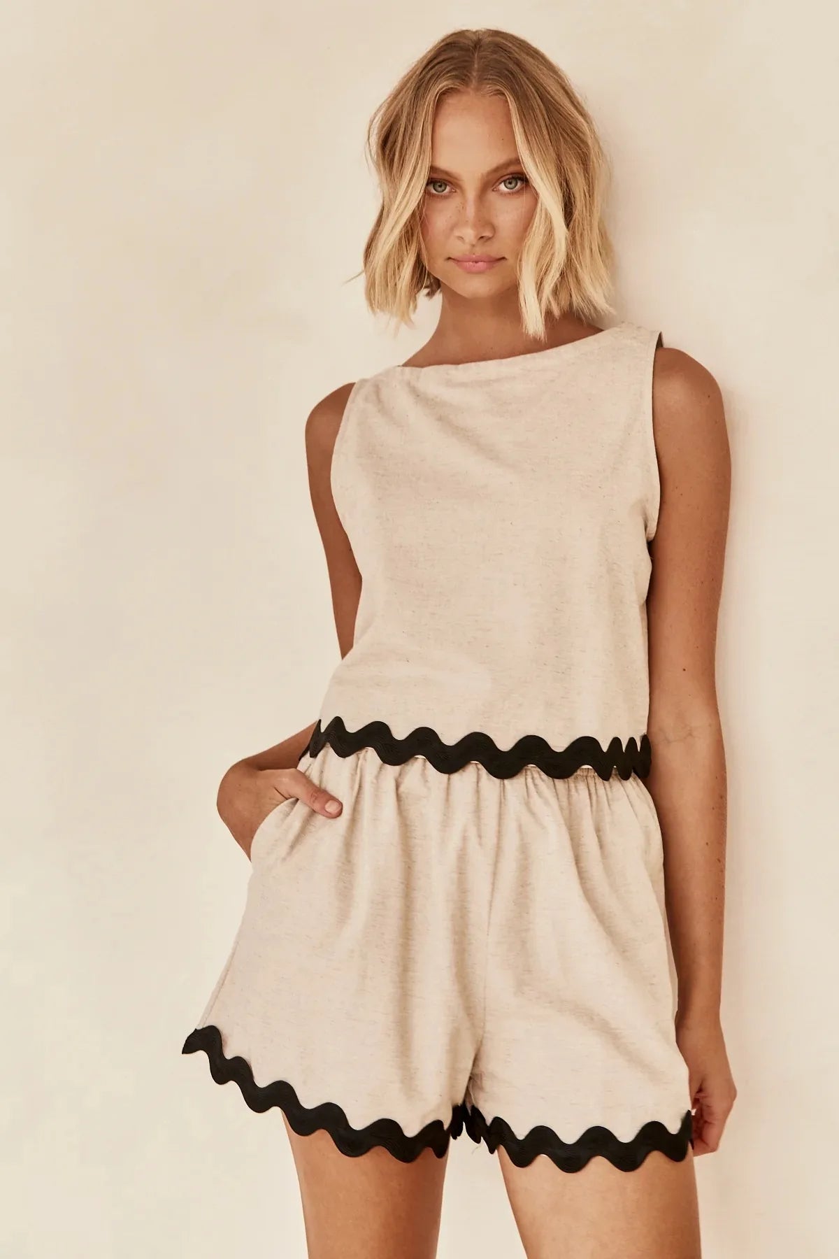 Scalloped Trim Shorts Set