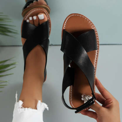 Ladies leather sandals with buckle